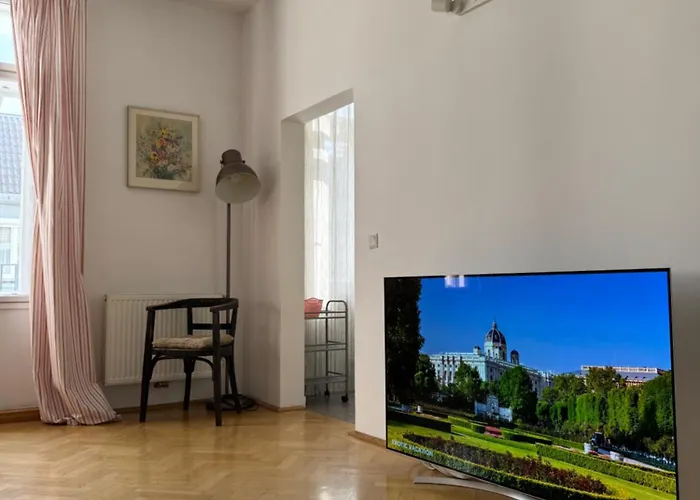 Cozy Near Schoenbrunn 17 Apartment *
