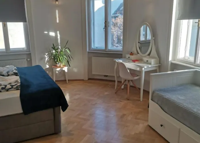 Cozy Near Schoenbrunn 17 *